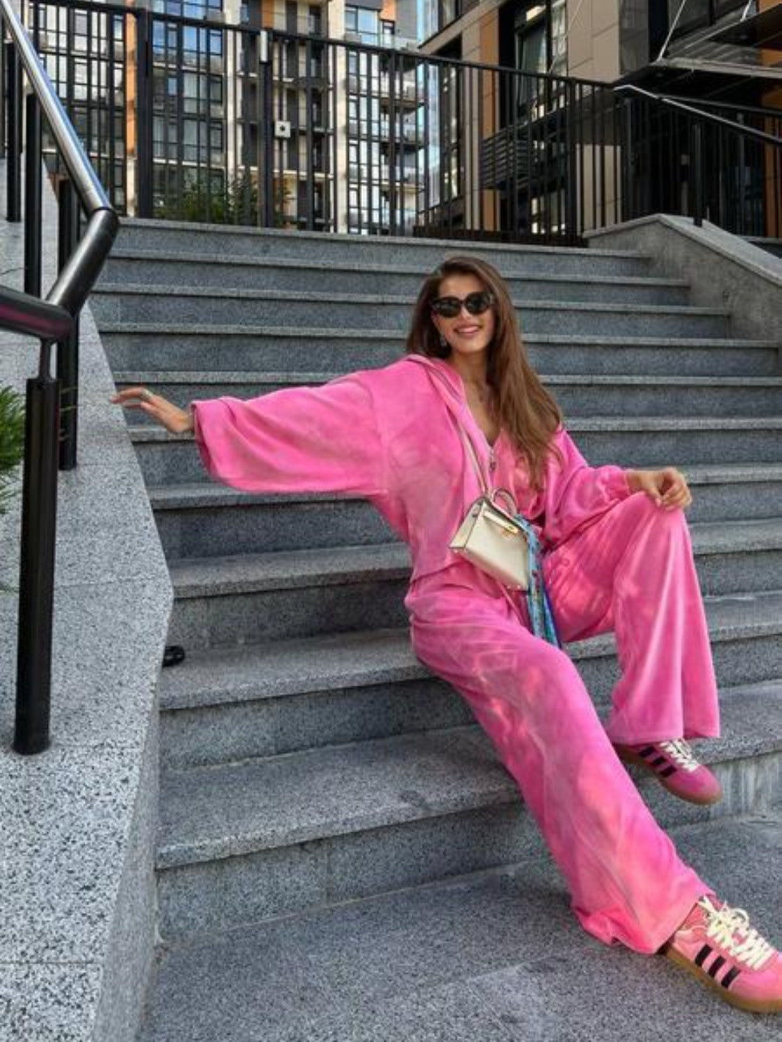 Hooded Jacket and Pants WOMEN Set - CHIC TB