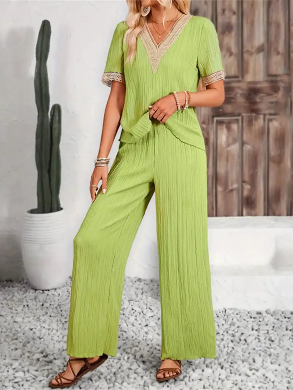 V-Neck Short Sleeve Top and Pants Set - CHIC TB