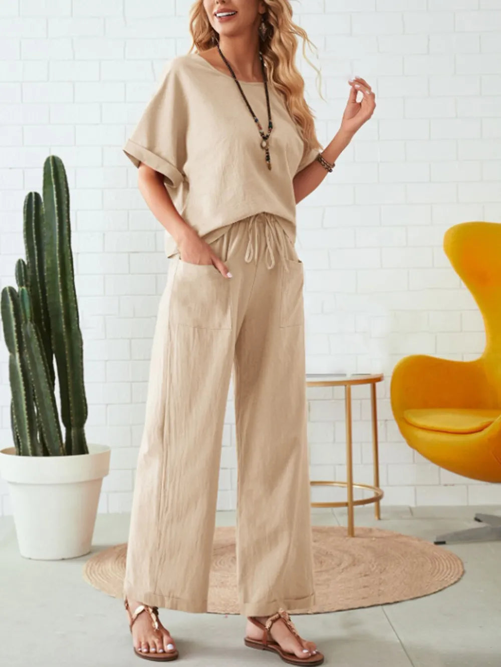 Round Neck Half Sleeve Top and Pocketed Pants Set - CHIC TB