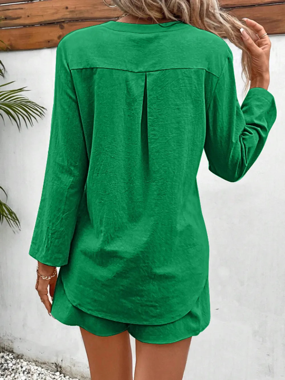 Notched Long Sleeve Top and Shorts Set - CHIC TB
