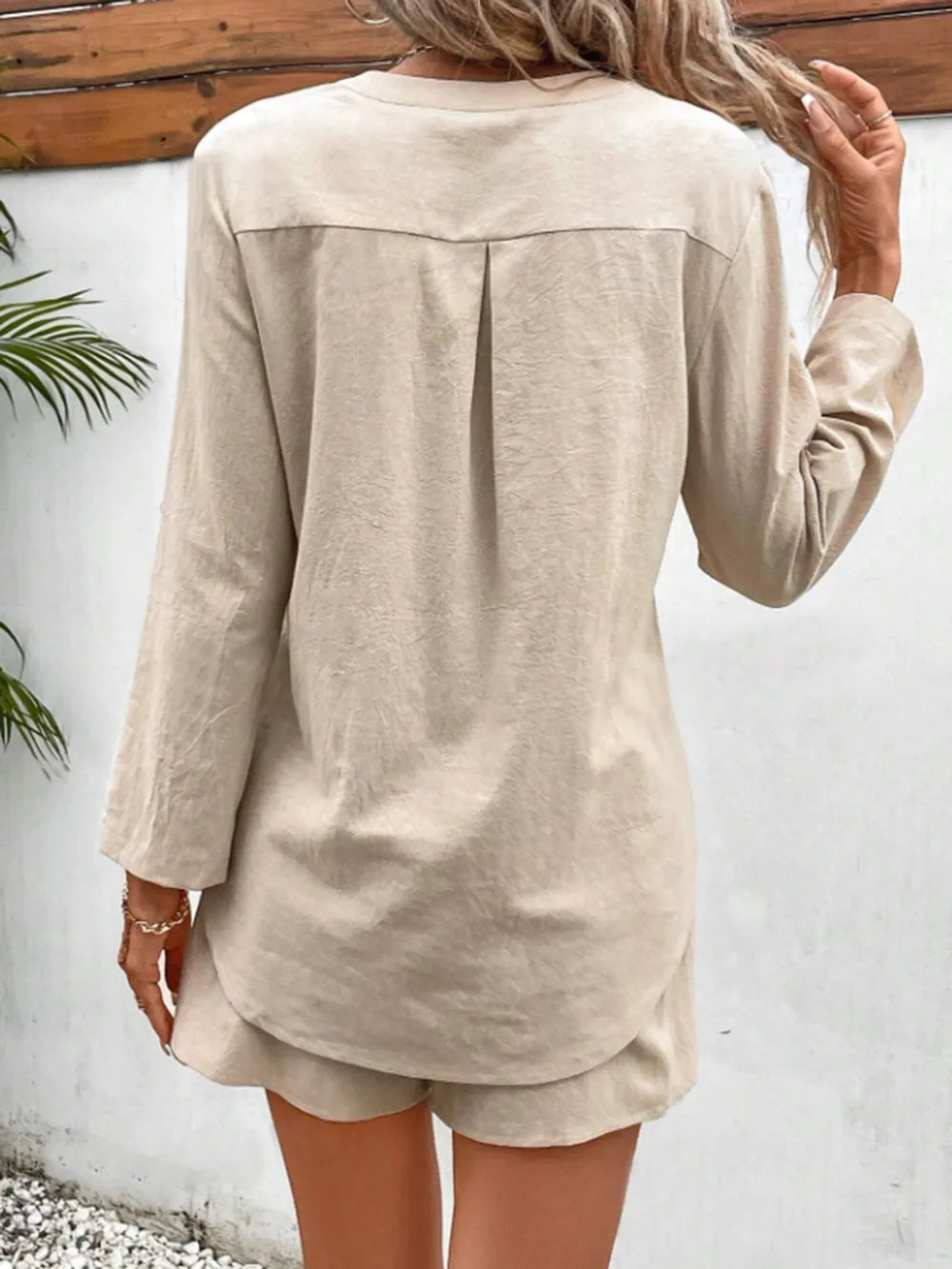 Notched Long Sleeve Top and Shorts Set - CHIC TB