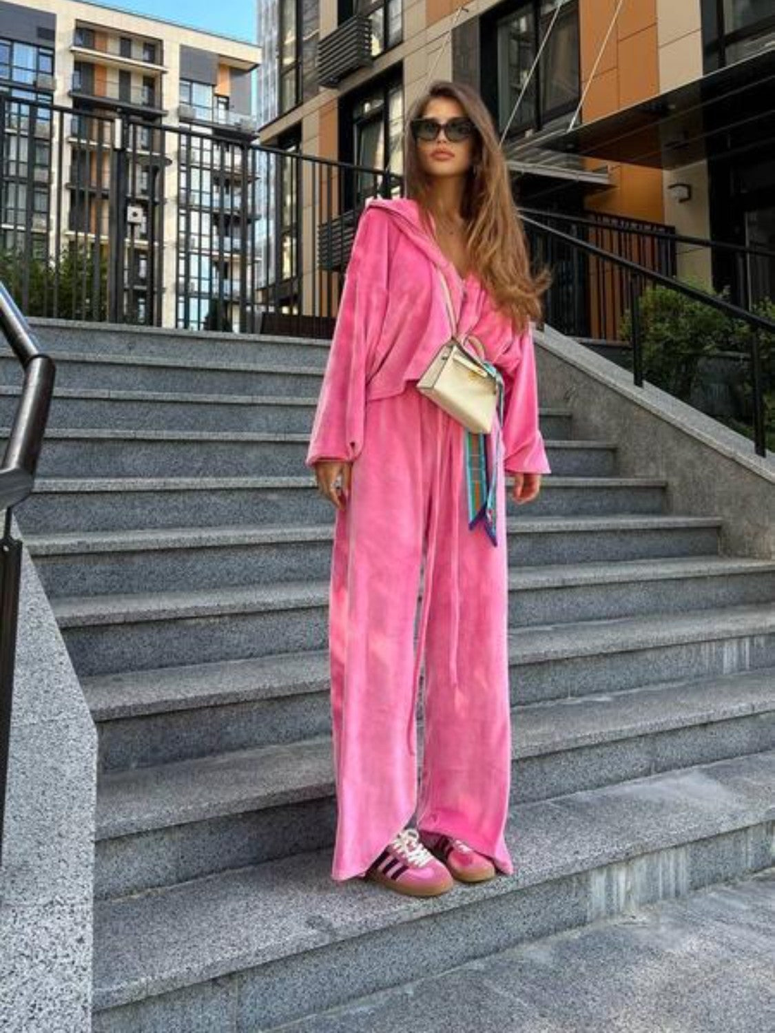 Hooded Jacket and Pants WOMEN Set - CHIC TB