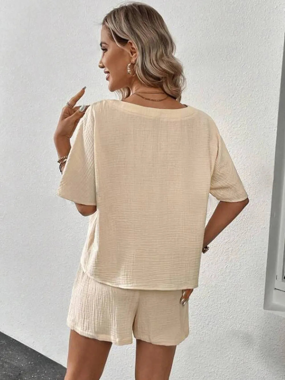 V-Neck Half Sleeve Top and Shorts Set - CHIC TB