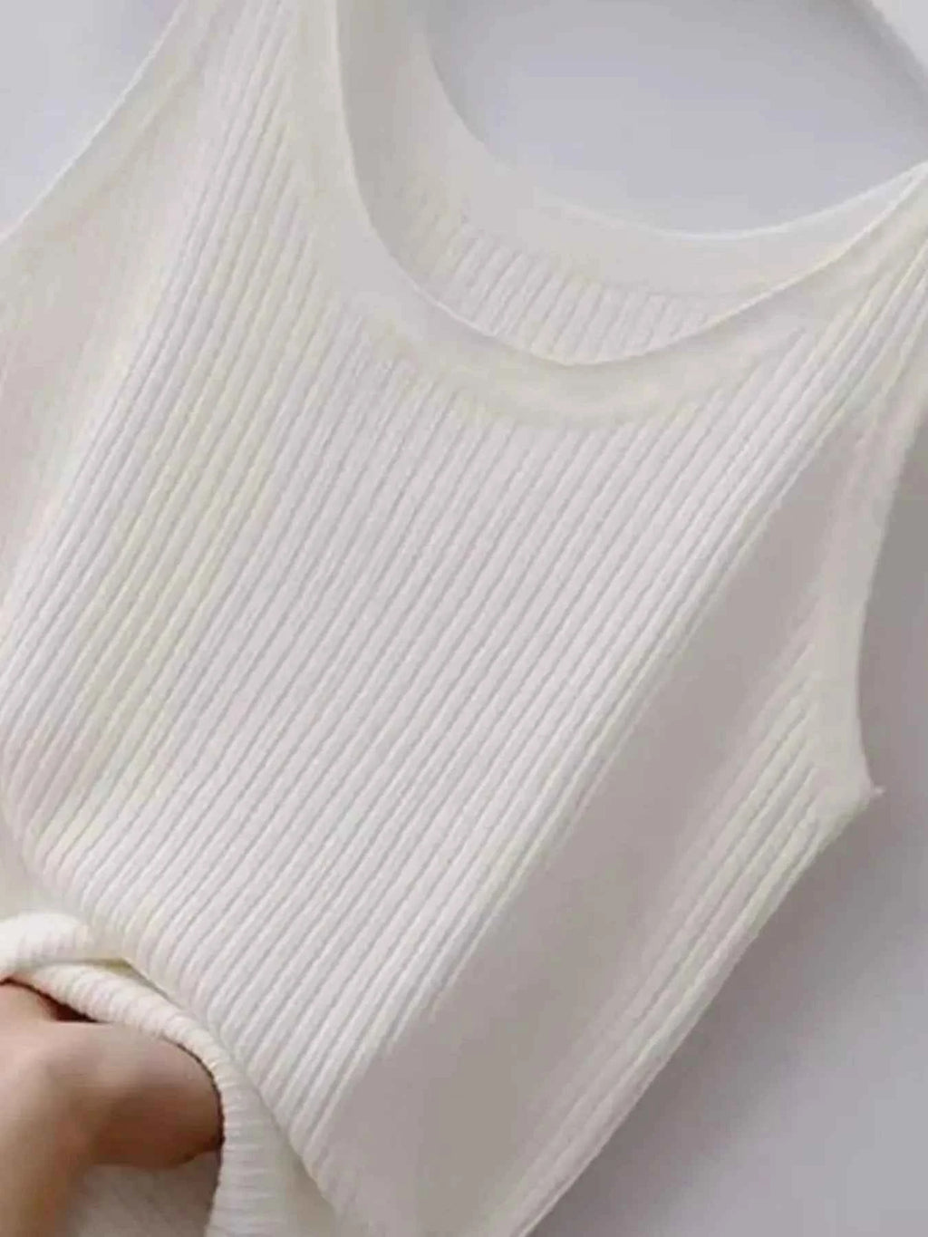 Plus Size Ribbed Knit Scoop Neck Tank Top.