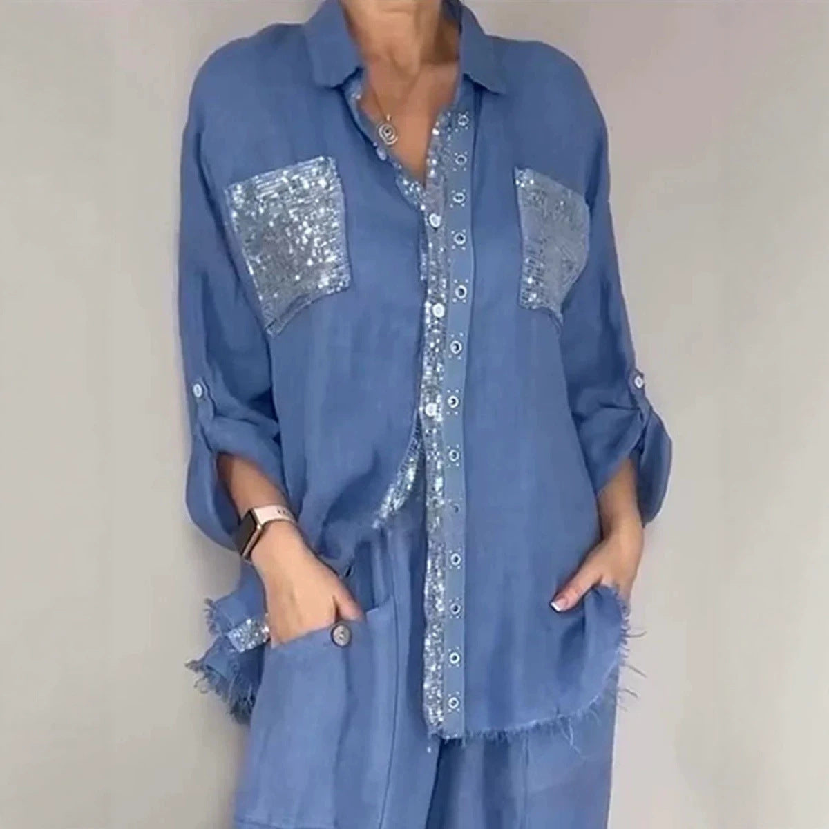 New Fashion Casual Women's Set with Pocket Placket and Gold Embellished Round Neck Design