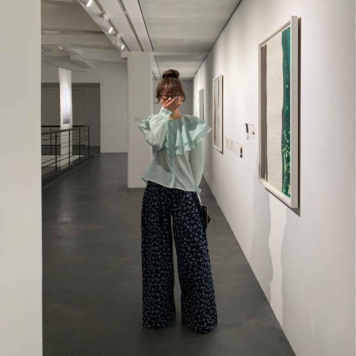 Retro wide leg high waist floral jeans for women