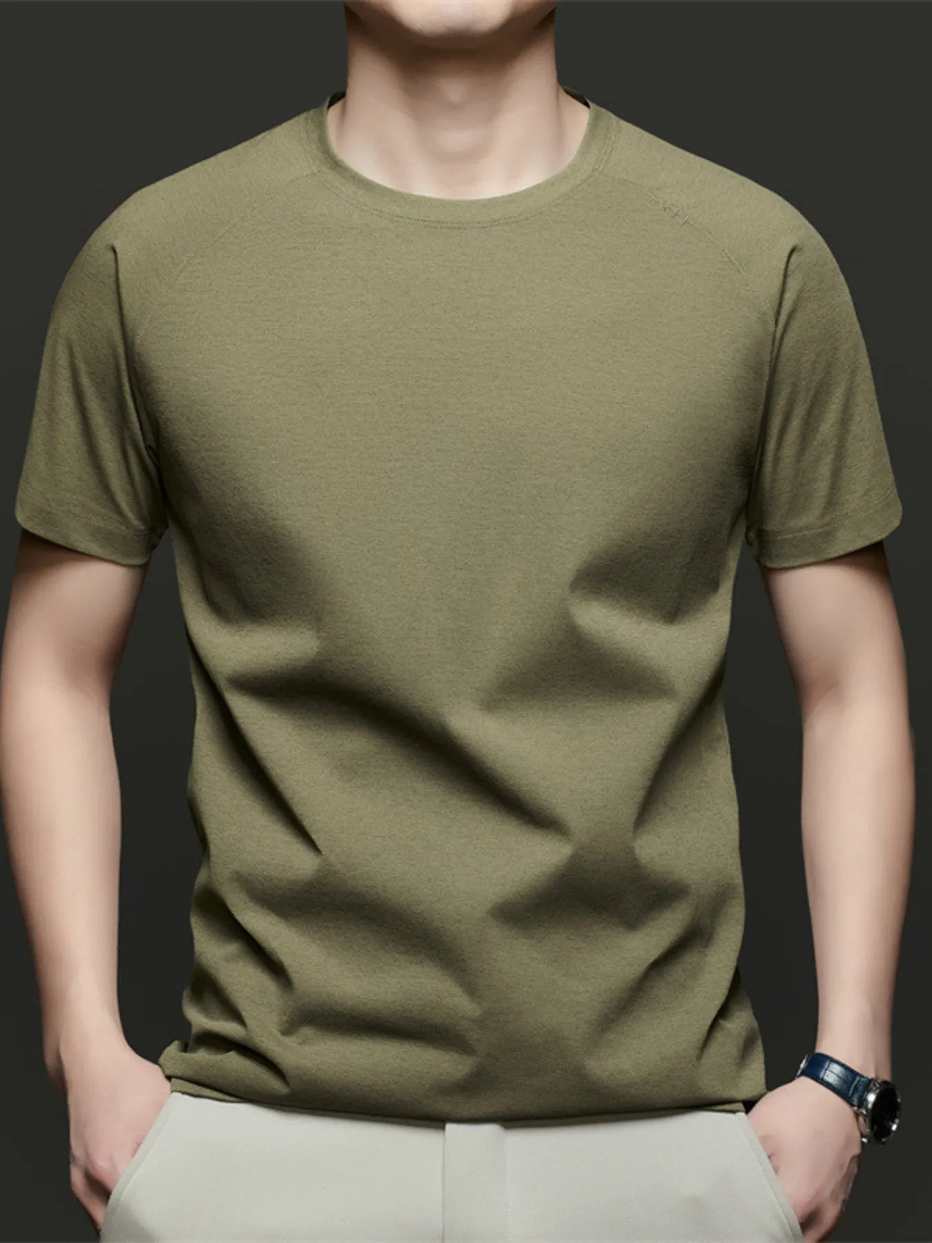 Men's Plus Size Round Neck Short Sleeve T-Shirt.