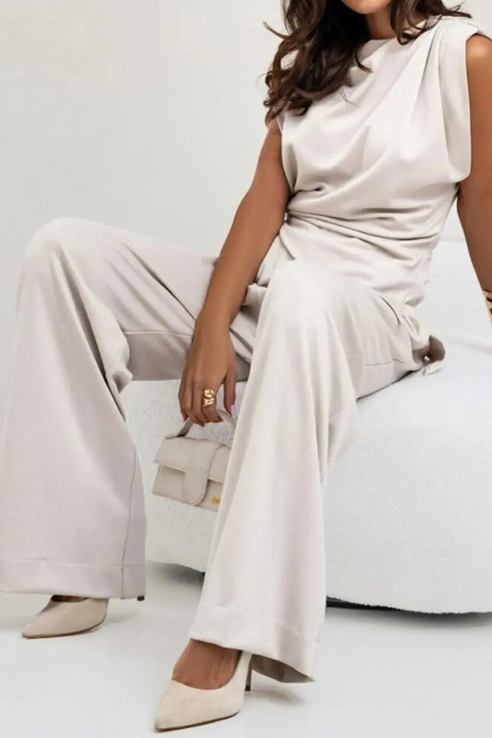 Round Neck Top and Pants Set.