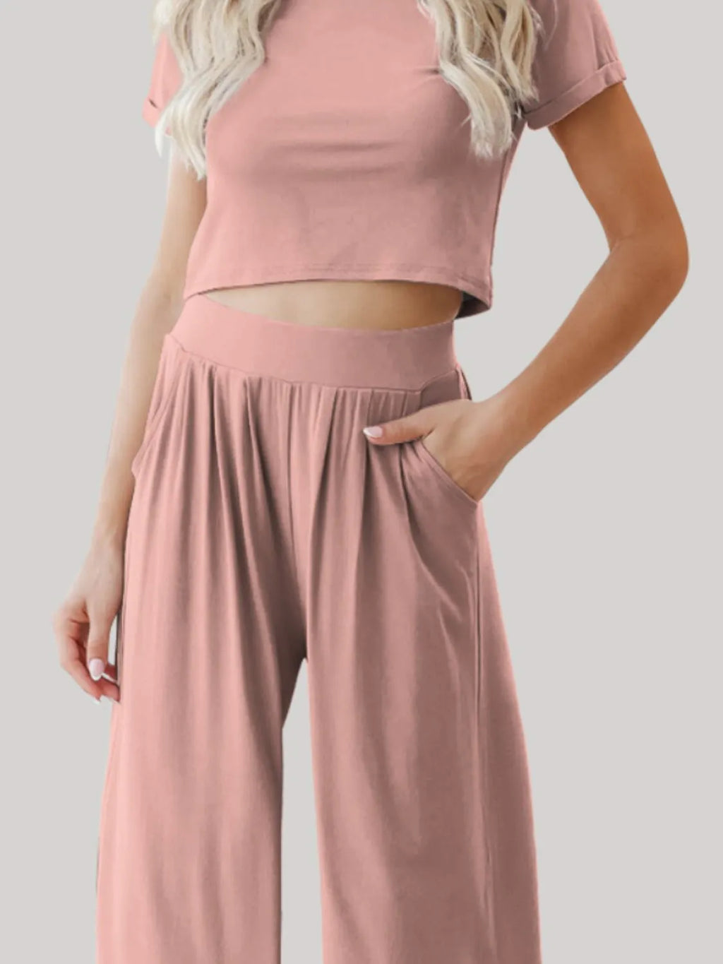 Round Neck Short Sleeve Top and Pants Set.