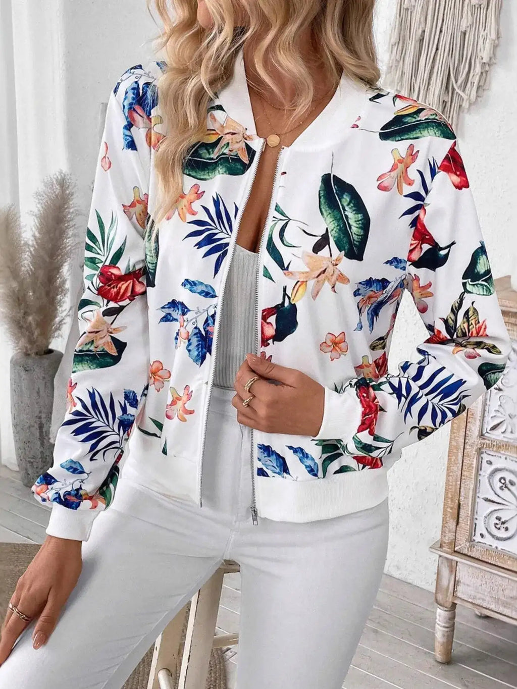 Printed Zip Up Long Sleeve Jacket.
