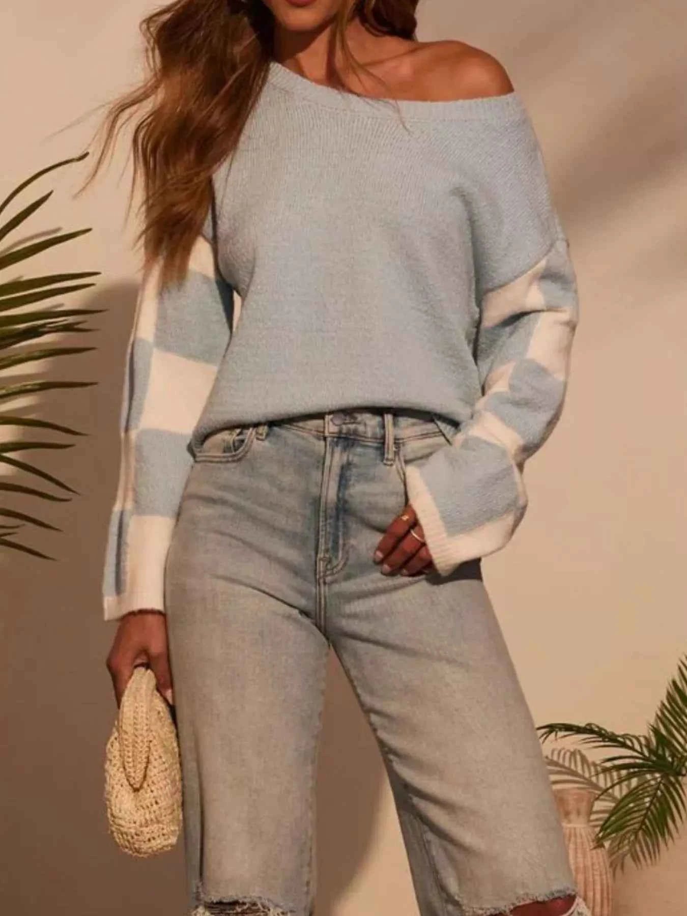 Color Block Long Sleeve Sweater.