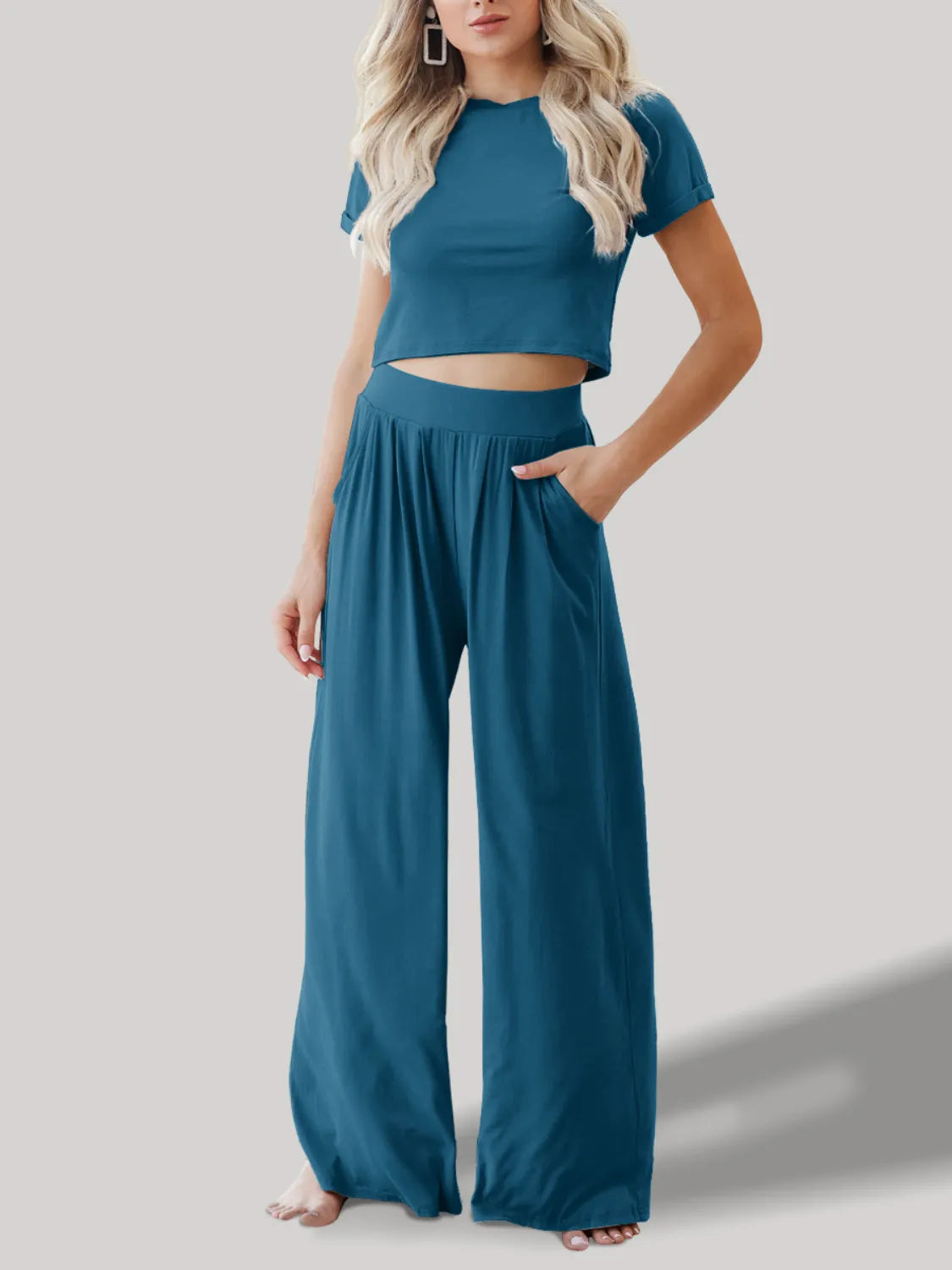 Round Neck Short Sleeve Top and Pants Set.