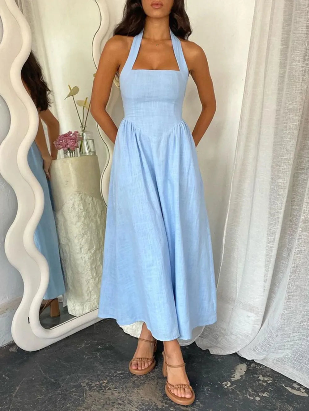 BEAUTIFUL Halter Neck Midi Dress.