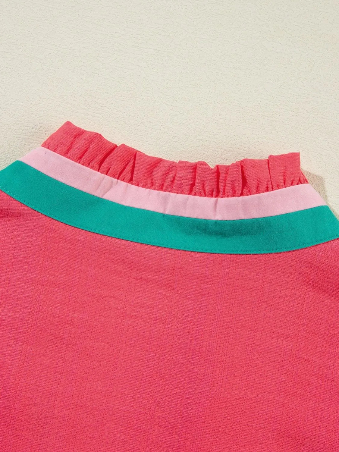 Carrot Colorful Trim V Neck Short Sleeve Blouse.