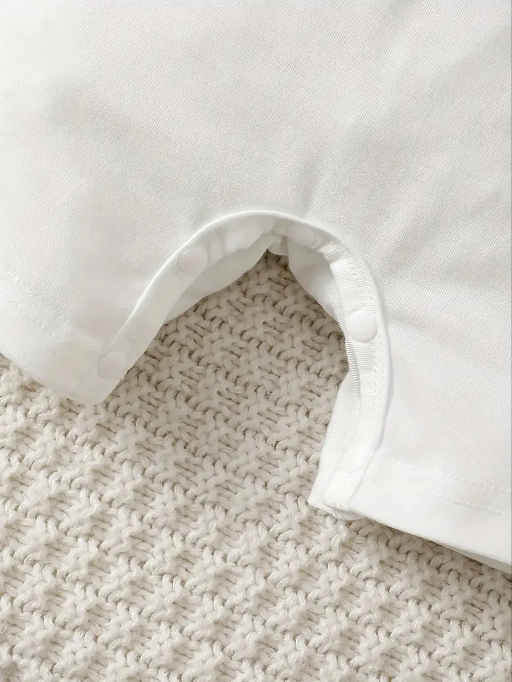 Children's Hat and Plaid Short Sleeve One-Piece Romper.