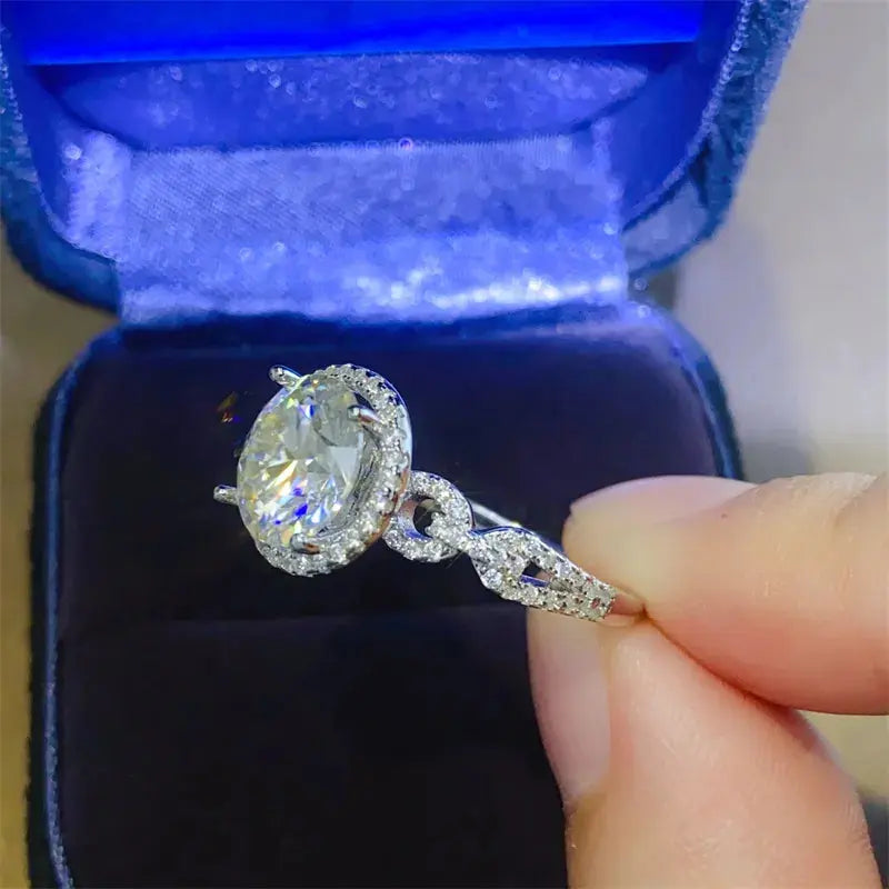 3 Carat 925 Sterling Silver Moissanite Ring.