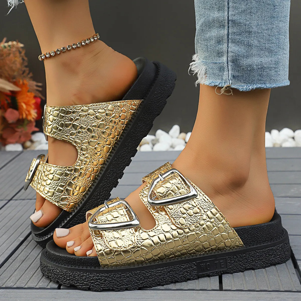Double Buckle Platform women Sandals.