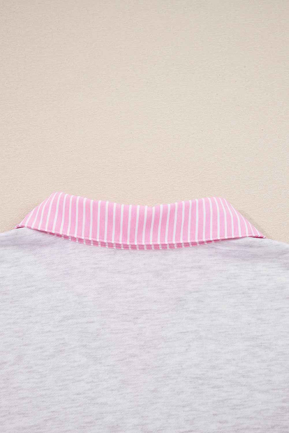 Light Grey 2pcs Contrasted Trim Frilled Collar Drop Shoulder Pullover Drawstring Pant Set