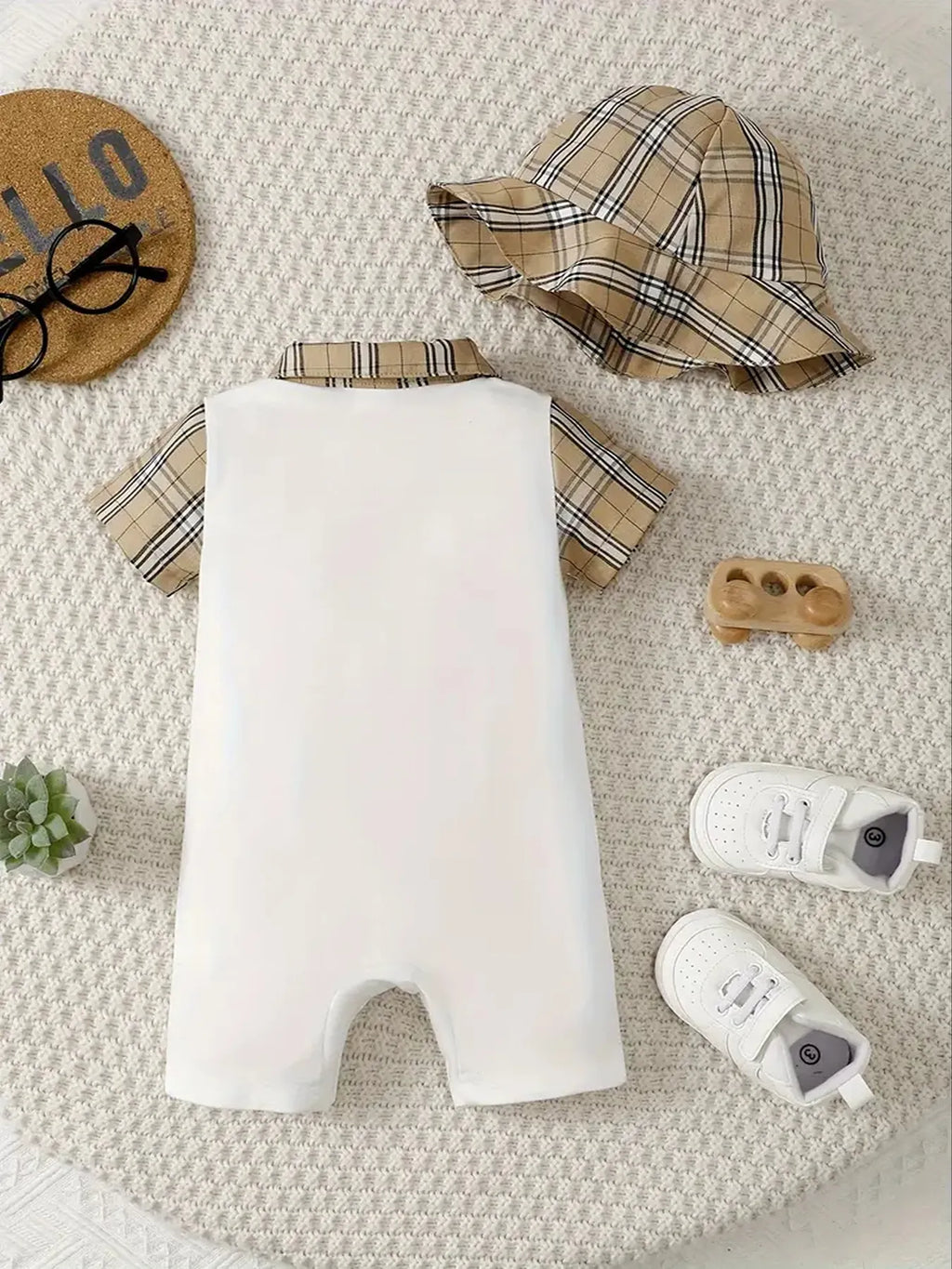 Children's Hat and Plaid Short Sleeve One-Piece Romper.