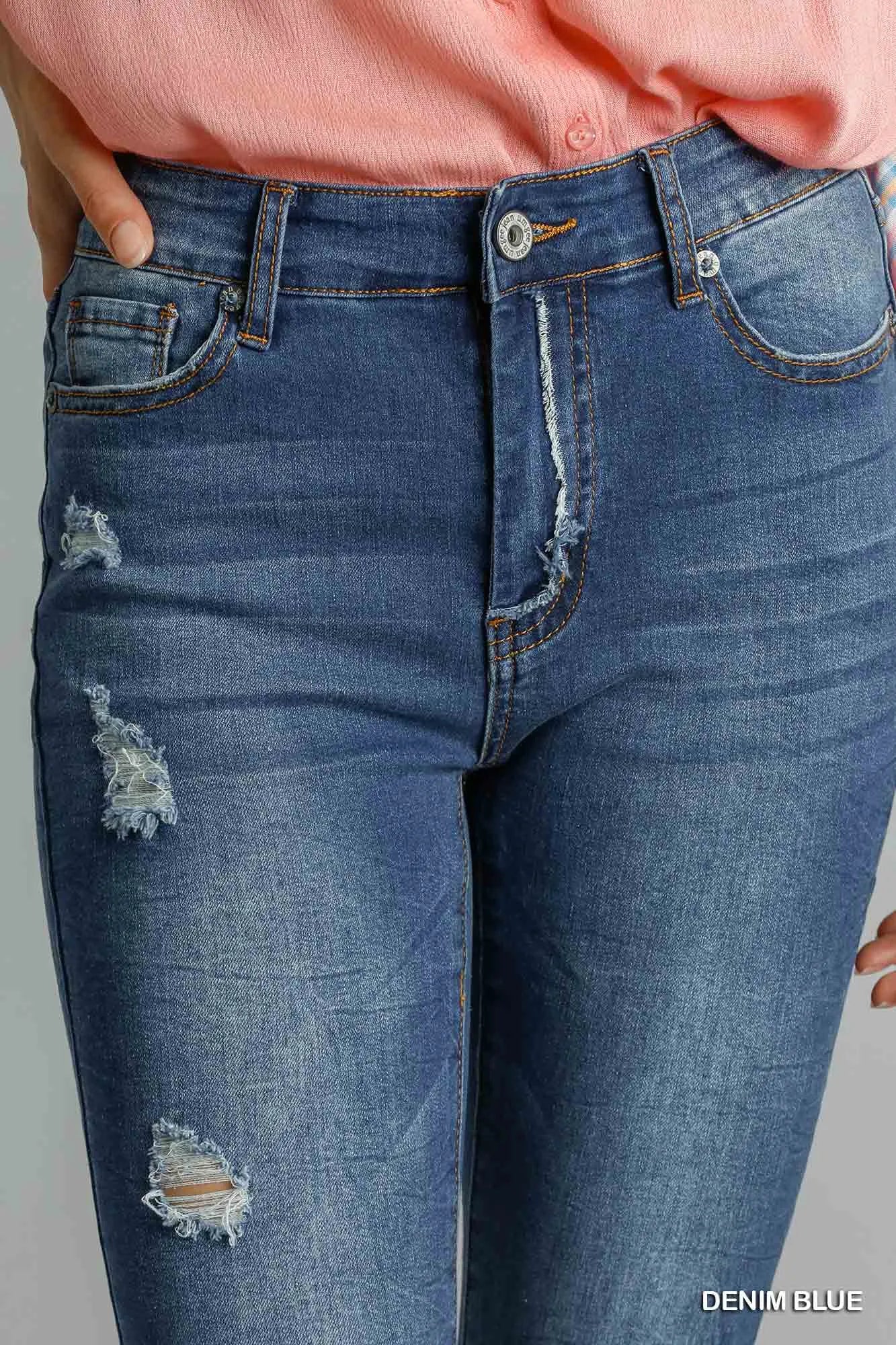 Umgee Distressed Skinny Jeans with Pockets.