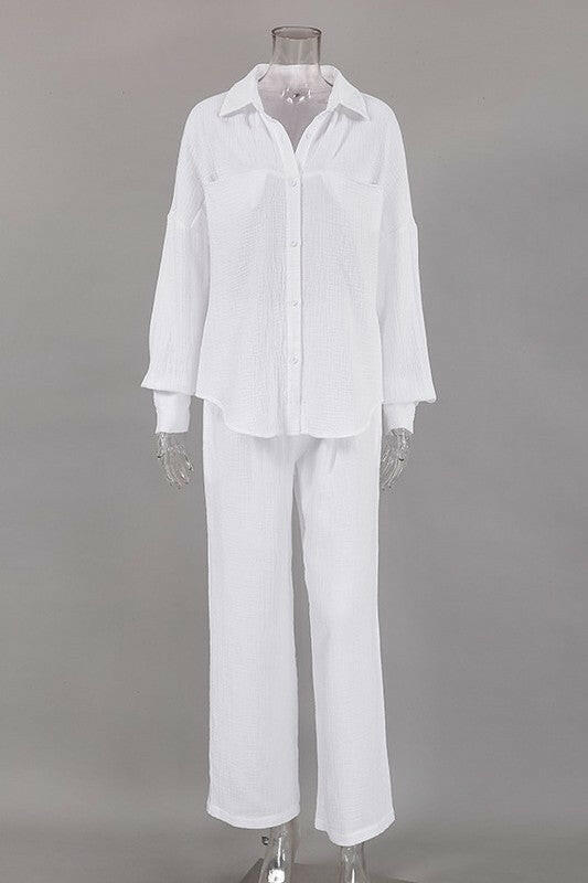 Two piece pants set.