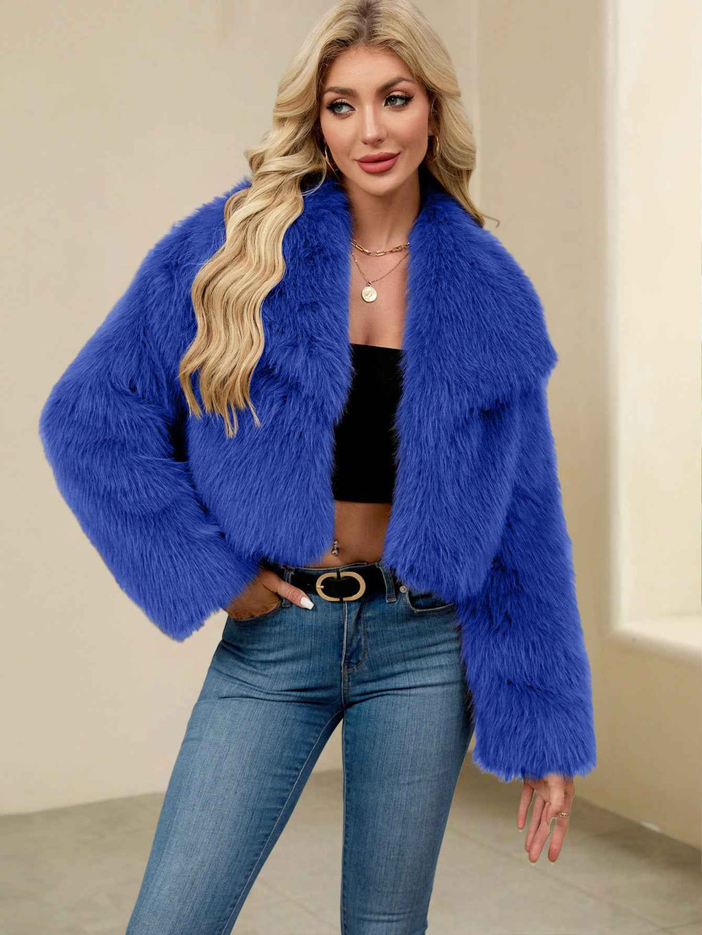 Faux Fur Flared Collar Women's Short Faux Fur Coat