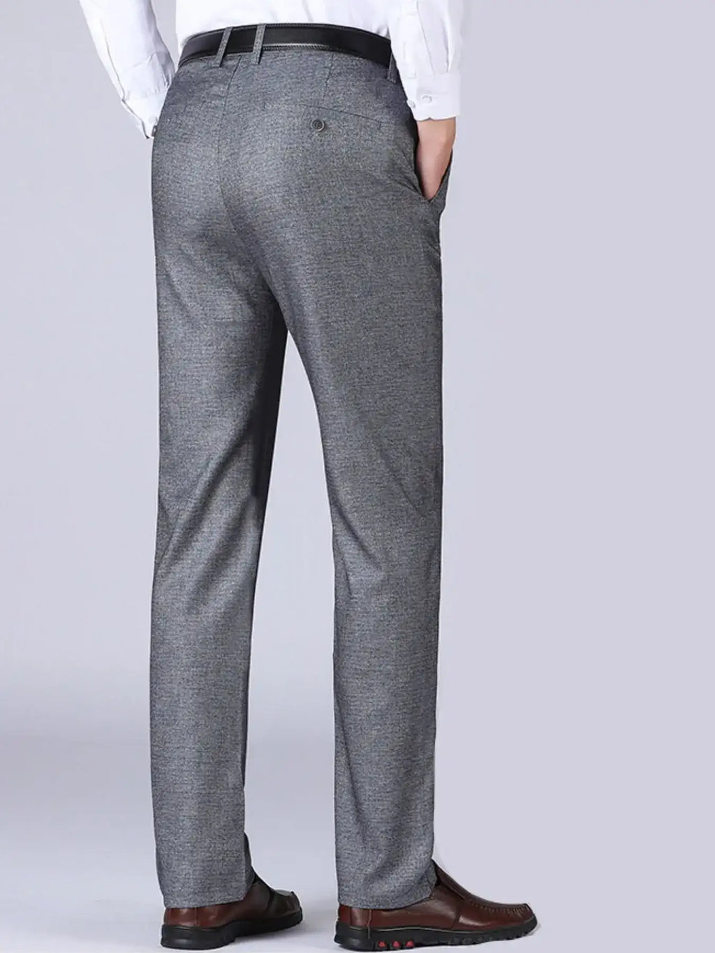 Men's Loose Fit Pants.