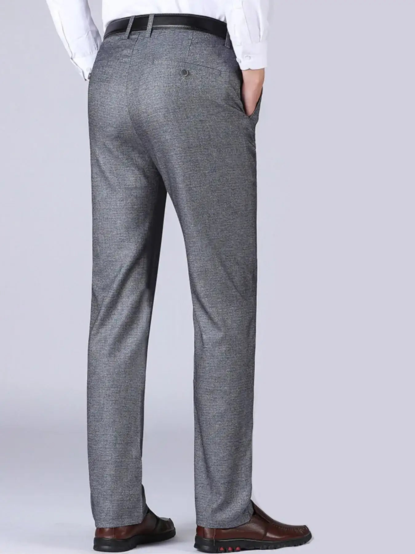 Men's Loose Fit Pants.