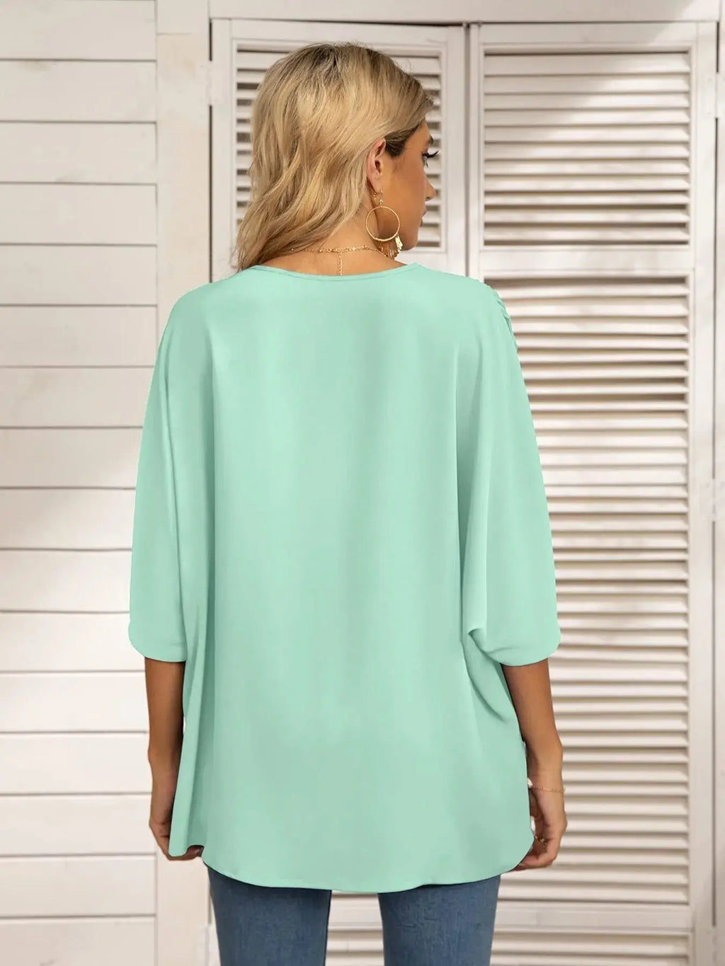 Oversized Contrast V-Neck Half Sleeve Blouse.