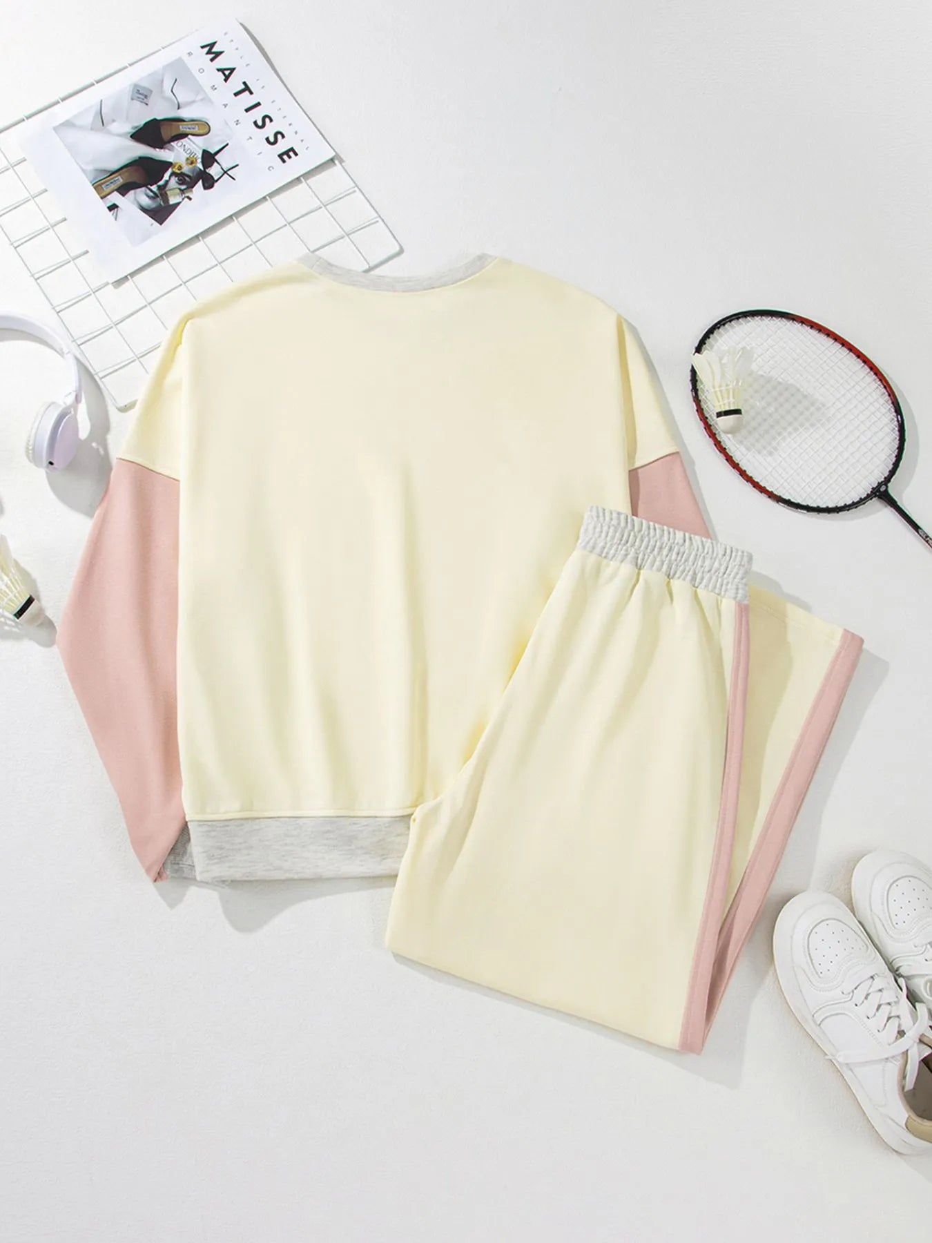 Color Block Round Neck Top and Pants Set.