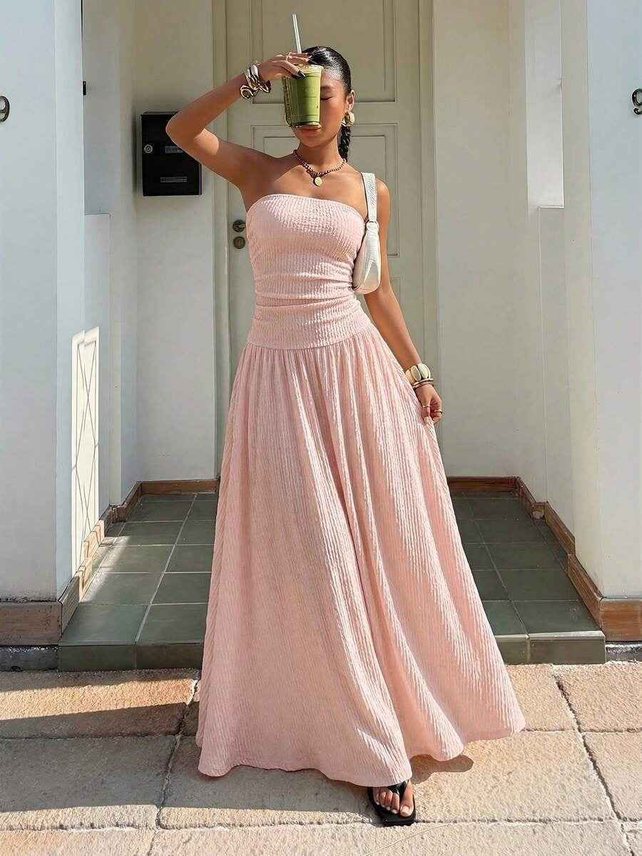 Women's Elegant Figure-hugging Strapless Dress