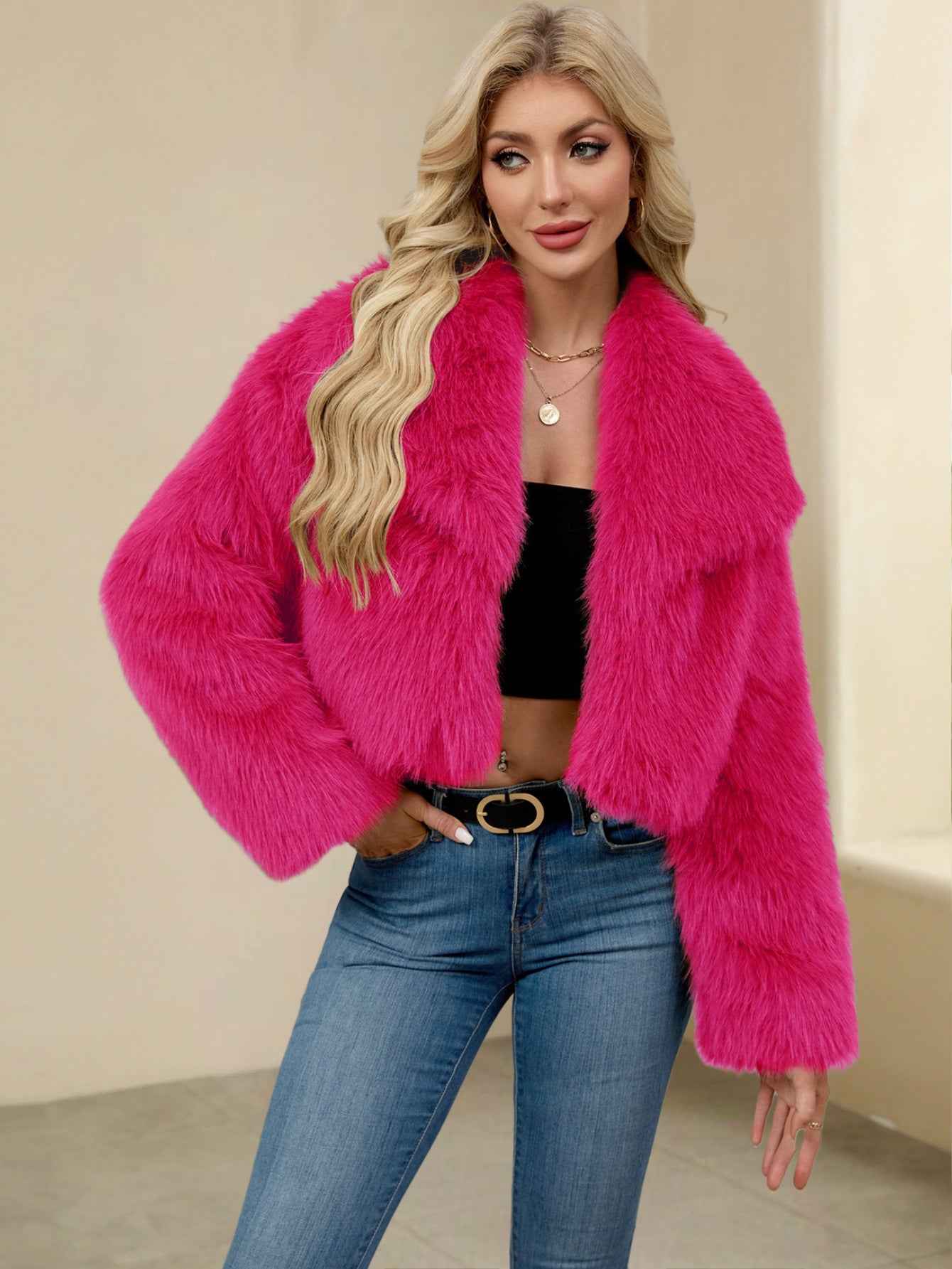 Faux Fur Flared Collar Women's Short Faux Fur Coat