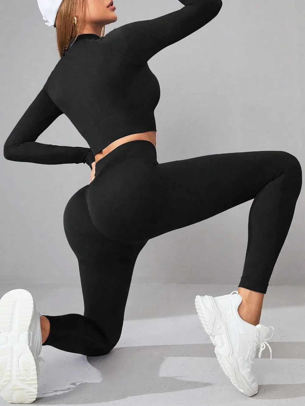 Long Sleeve Top and Leggings Active Set.