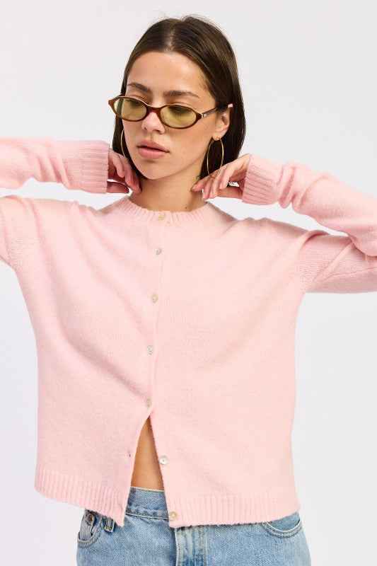 FITTED BUTTON UP CARDIGAN