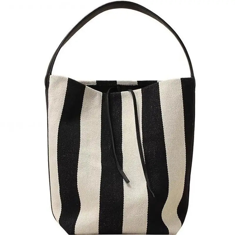 Black and white contrasting wide shoulder strap women's bag large capacity tote bag bucket bag eprolo