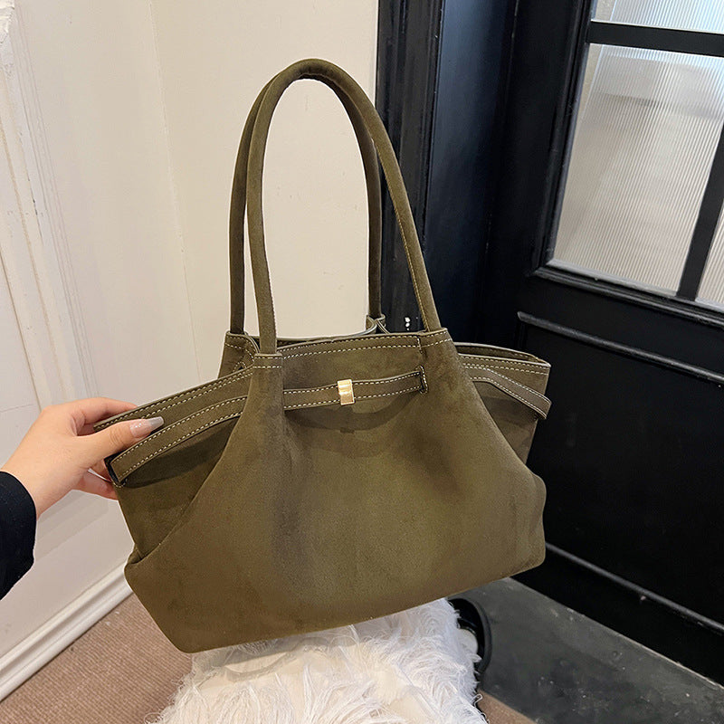 Suede tote bag for women in autumn and winter, high-end and niche design, large capacity commuting retro handbag eprolo