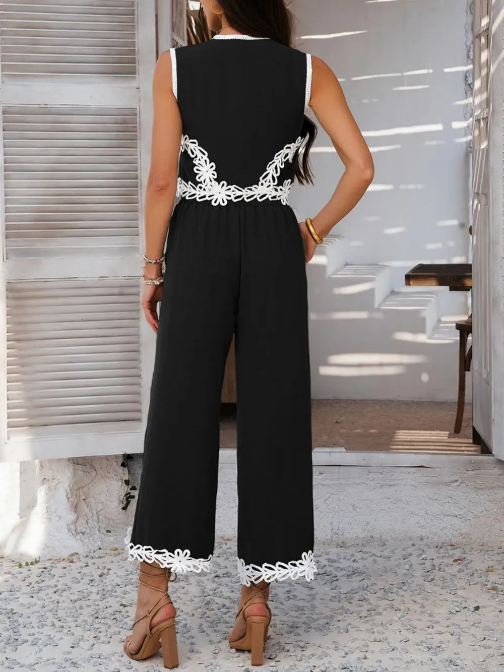 Elegant Vest and Pants Set.