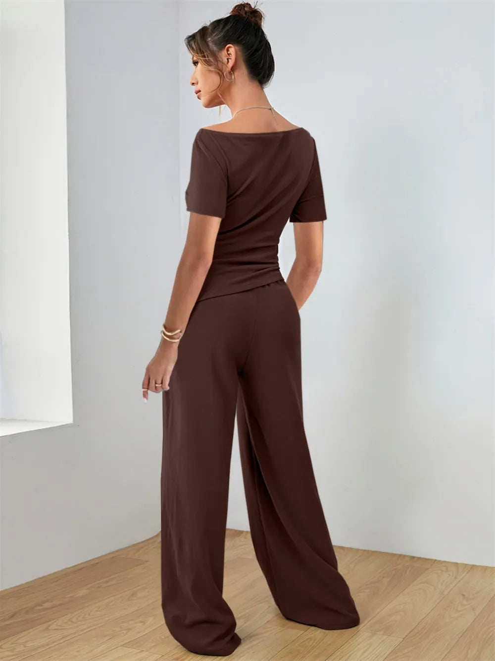 Short Sleeve T-Shirt and Pants Set - CHIC TB