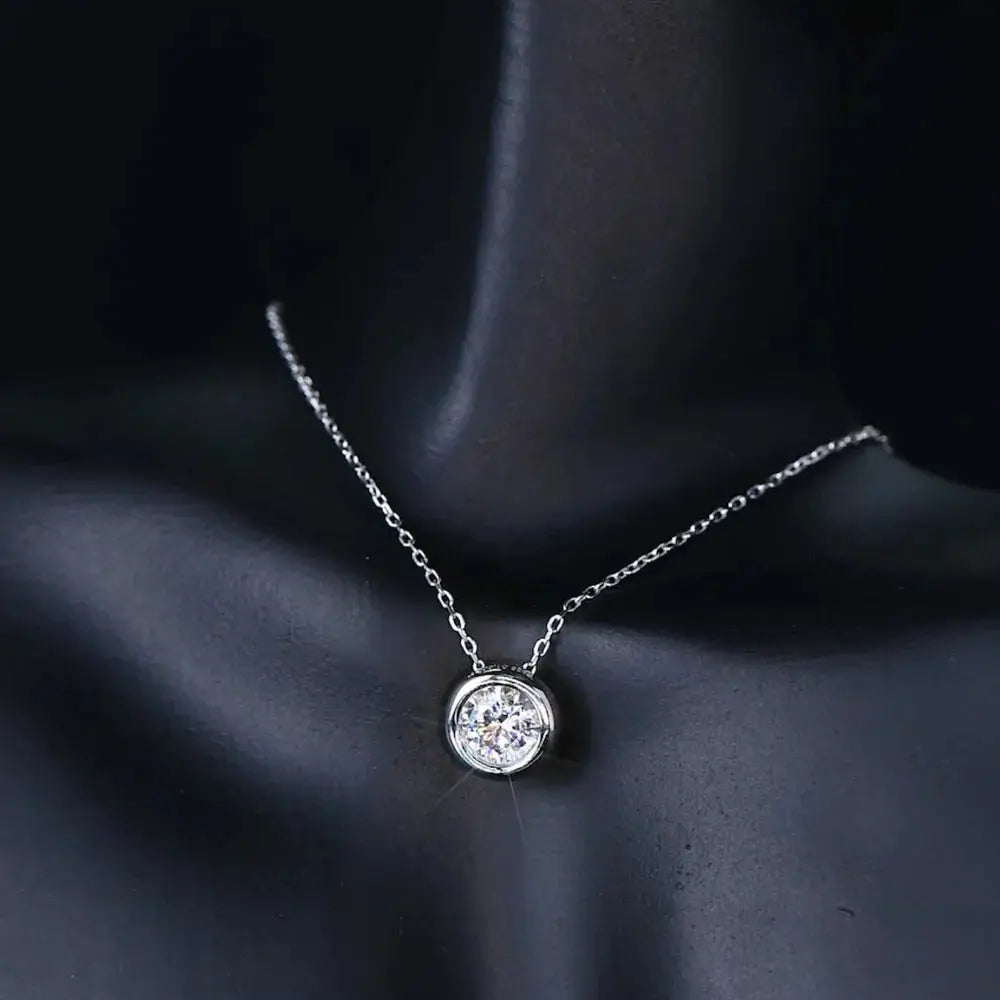 1 Carat Moissanite 925 Sterling Silver Necklace.