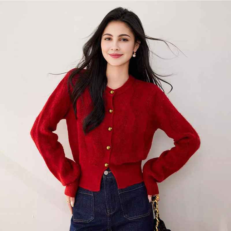 Advanced temperament red sweater female design retro loose long sleeved knitted sweater jacket
