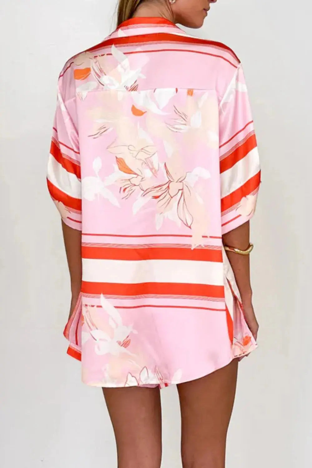 WOMEN Top and Shorts Set.