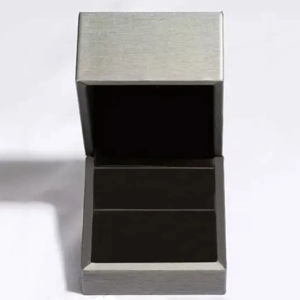 2 Carat Moissanite 925 Sterling Silver Ring.