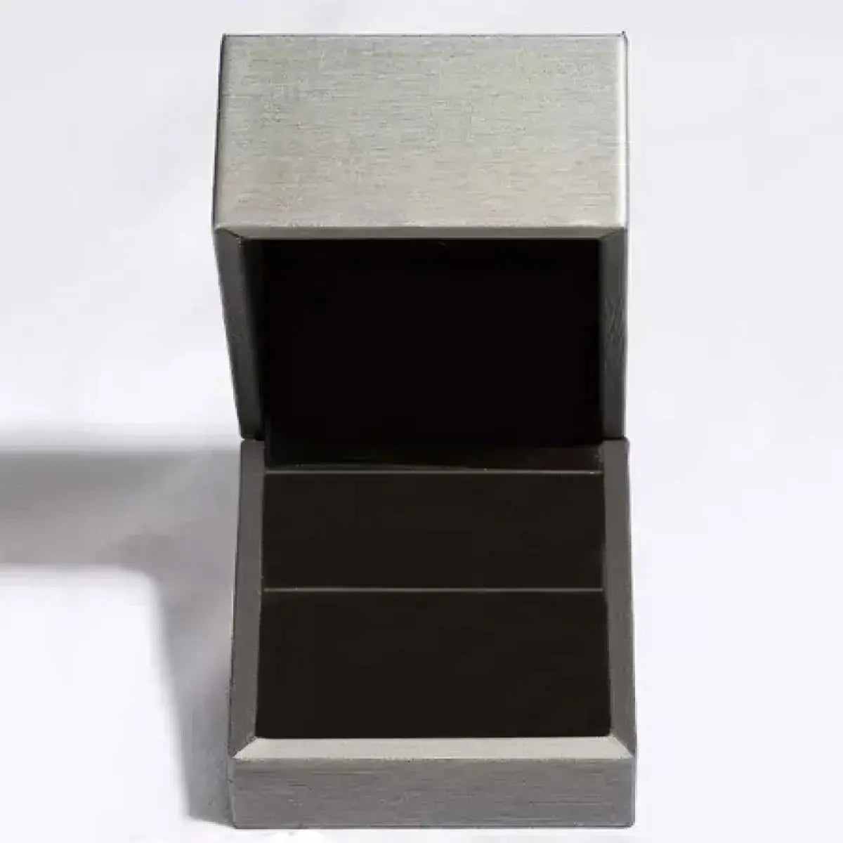 2 Carat Moissanite 925 Sterling Silver Ring.