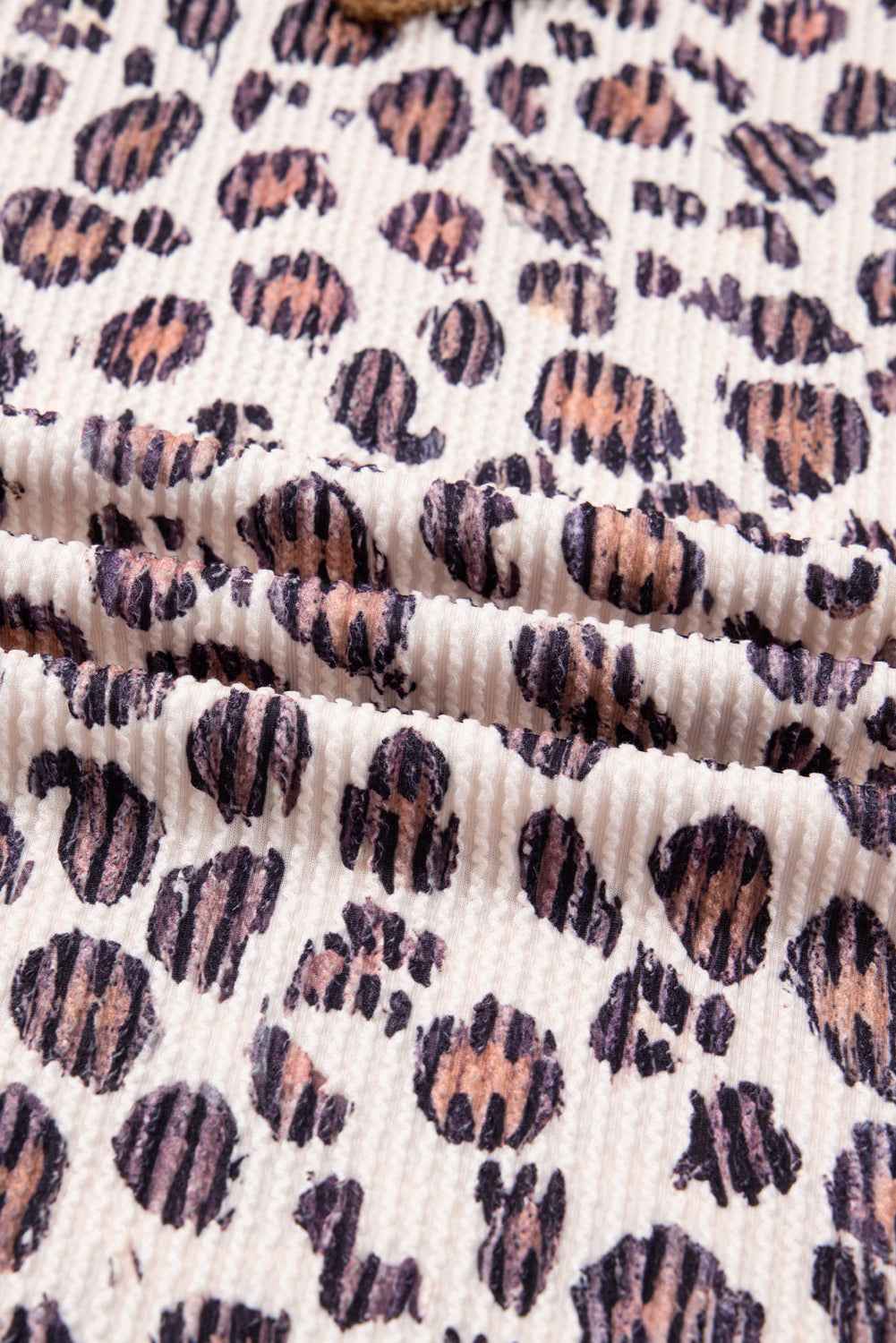 Parchment Leopard Colorblock Patchwork Twist Ribbed Plus Size V Neck Baggy Pullover