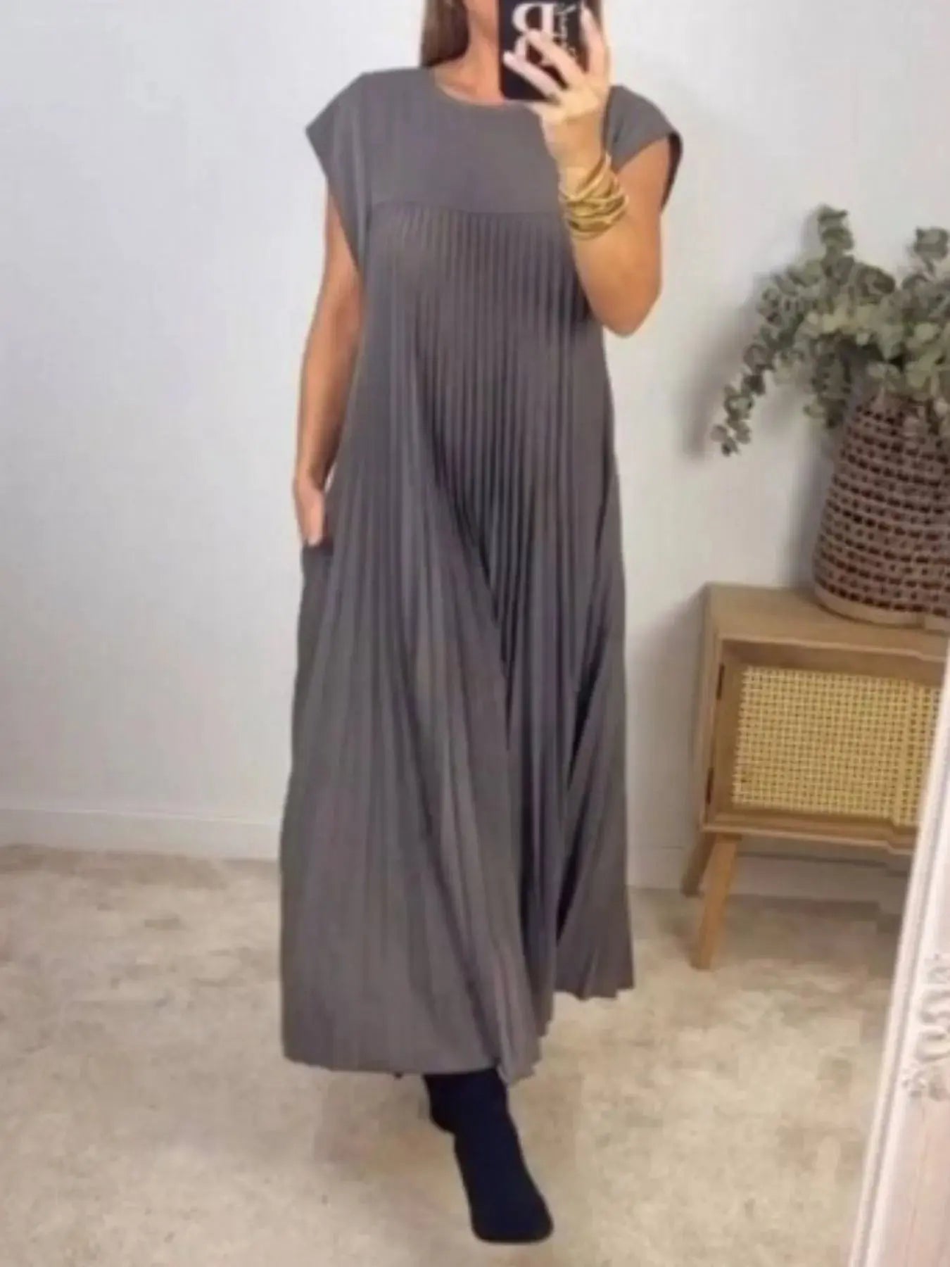 Full Size Pleated Round Neck Maxi Dress Plus Size.