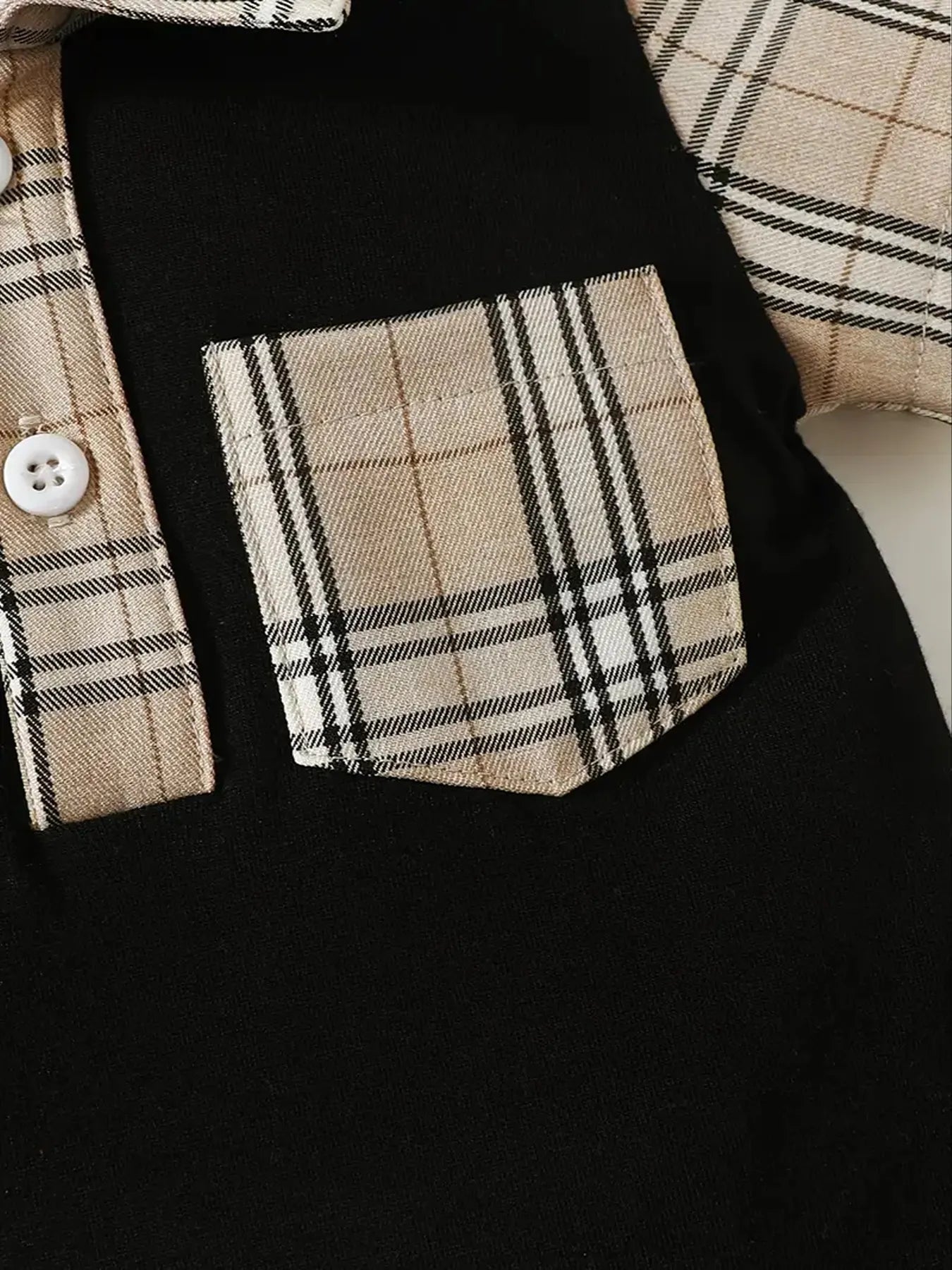 Children's Hat and Plaid Short Sleeve One-Piece Romper.