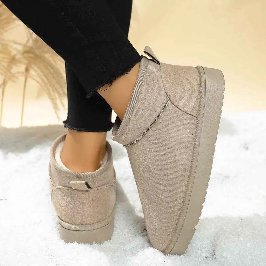 Round Toe Platform Boots