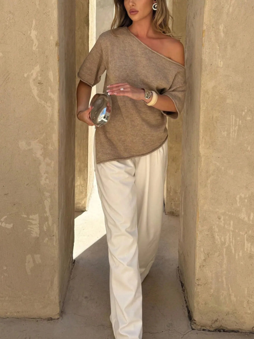 Single Shoulder Relaxed Fit Knit Top.