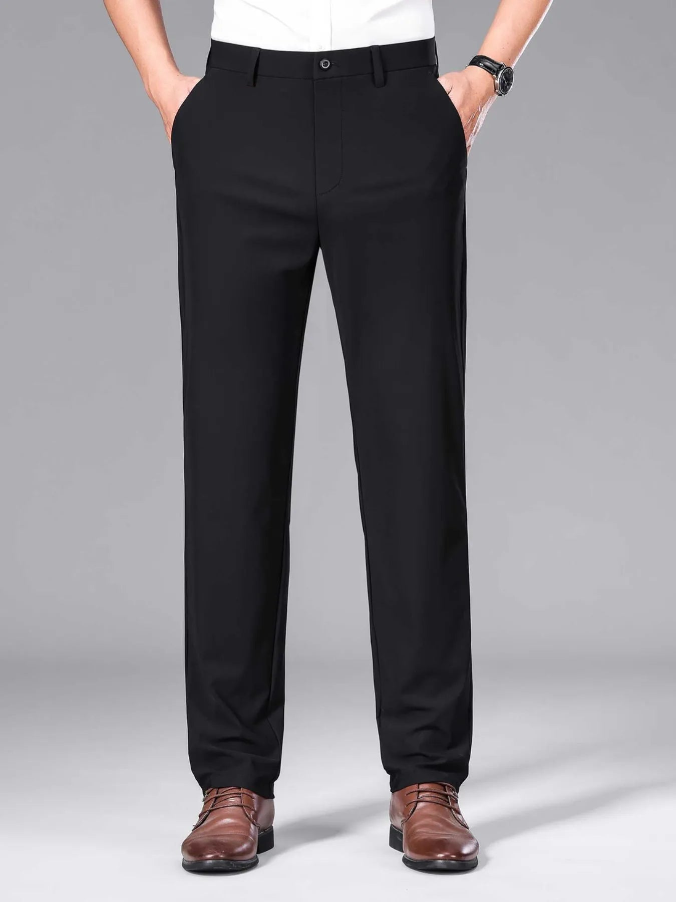 Men's Loose Fit Jeans with Pockets.