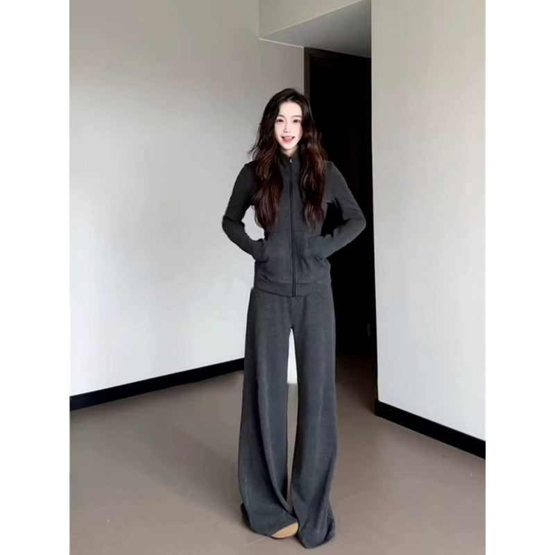 Slim-Fitting Casual Two-Piece Set for Women, Wide-Leg Pants and Sporty Outfit, Autumn Look, Student Style